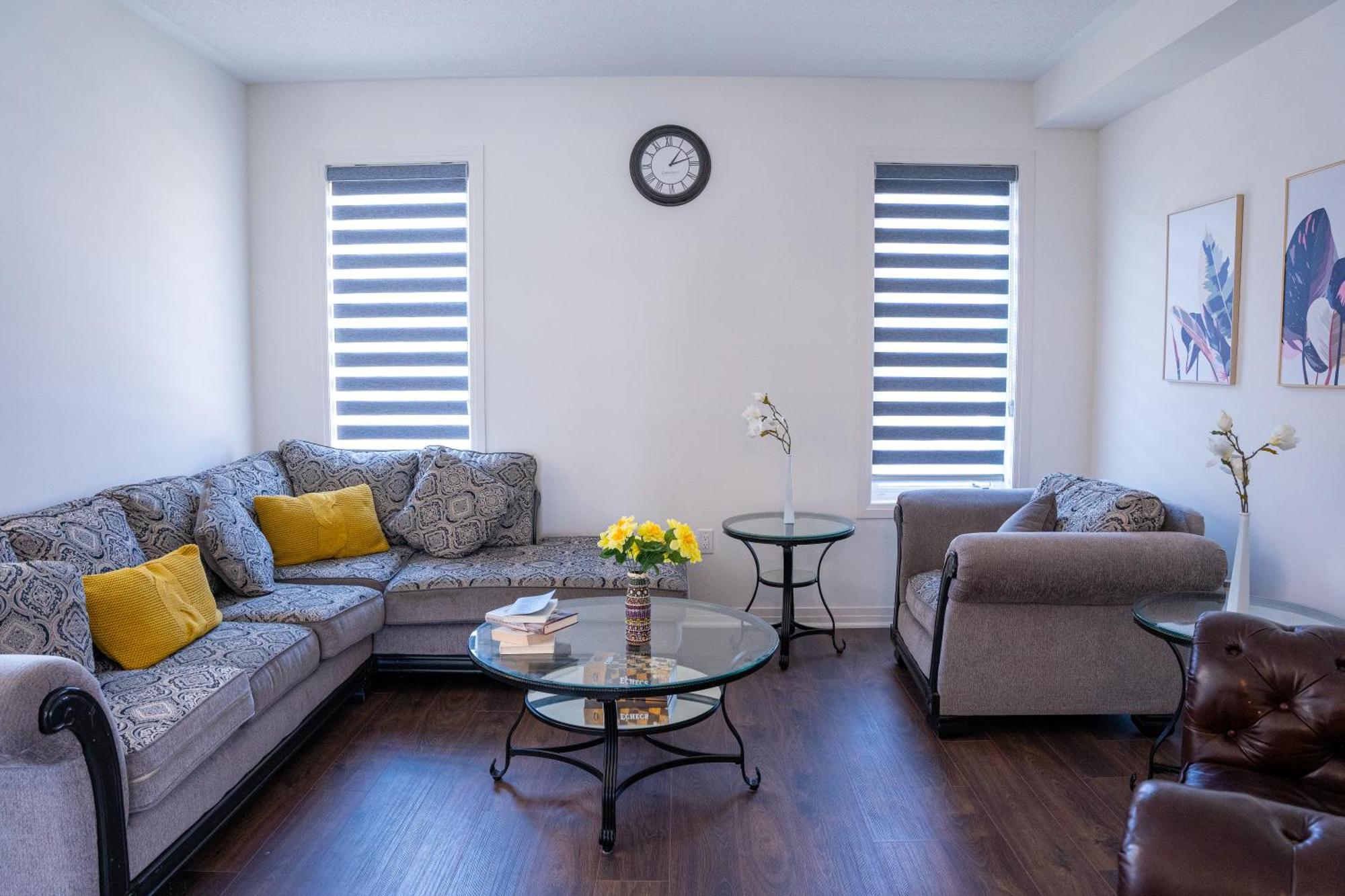 Modern 4Br House In Barrie! Vila Exterior foto